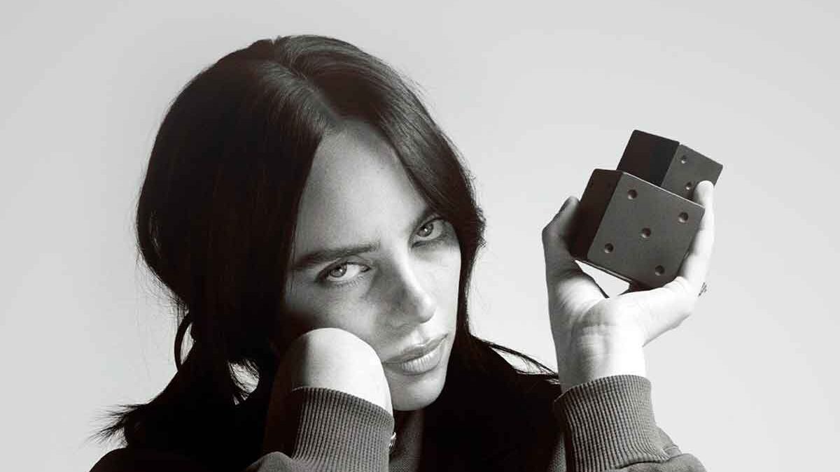 Billie Eilish ai Grammy 2026, look sostenibile per festeggiare “Wildflower”: “Non voglio sembrare, voglio essere quello che sono”