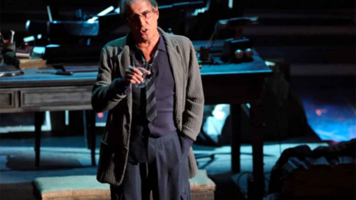 Celentano torna sui social dopo mesi di silenzio: “Potrei anche peggiorare…ma non ve lo garantisco”