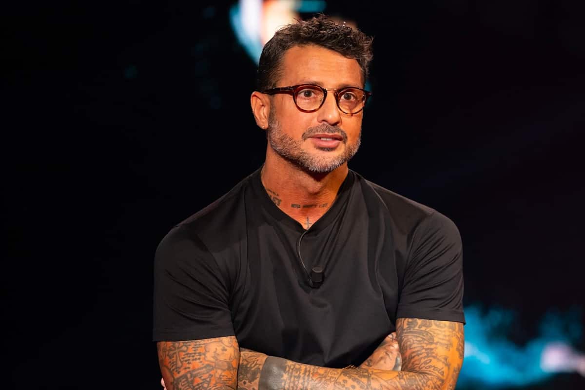 “Sarà terrificante”. Fabrizio Corona annuncia una nuova puntata. La data