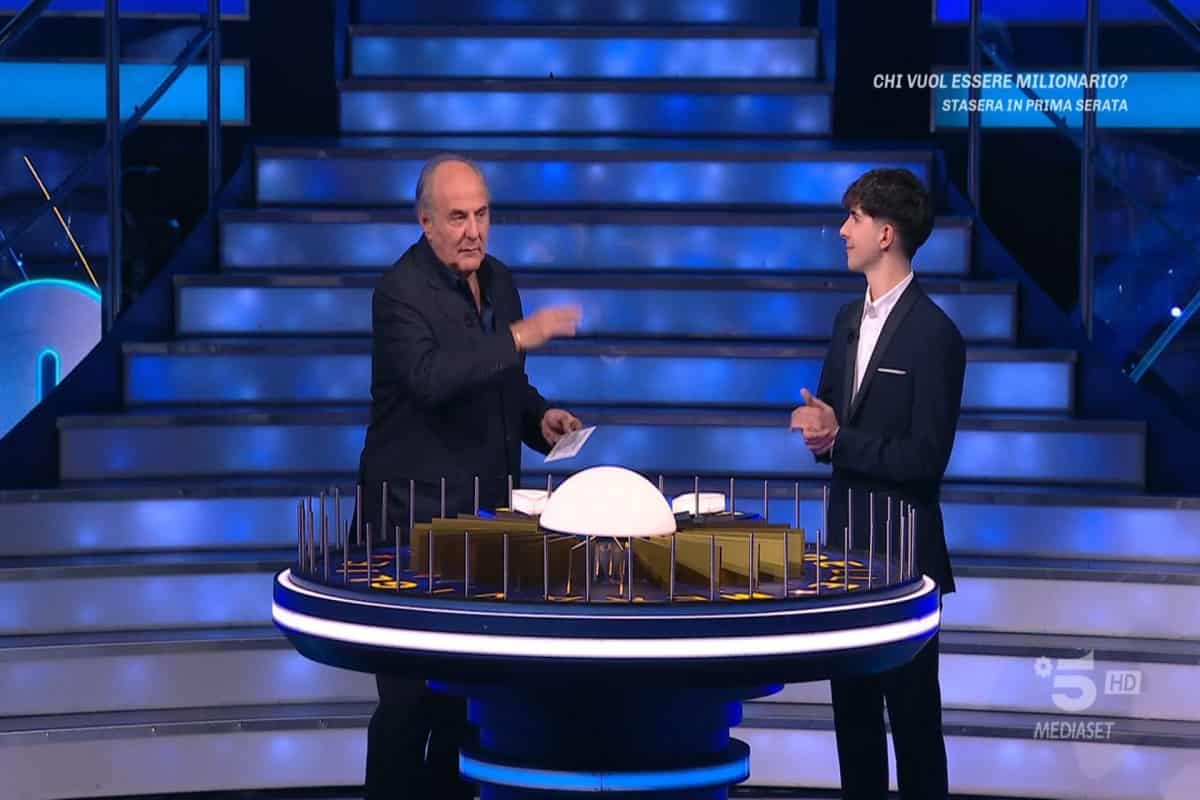 La Ruota della Fortuna, l’annuncio di Gerry Scotti spiazza tutti: cambio a Mediaset, la novità sui soldi vinti