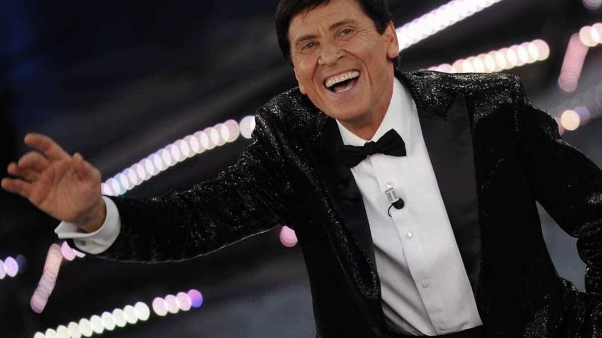 “Gianni Morandi sale sul palco di Sanremo con il figlio e li commuove tutti: il momento più bello della serata delle cover”