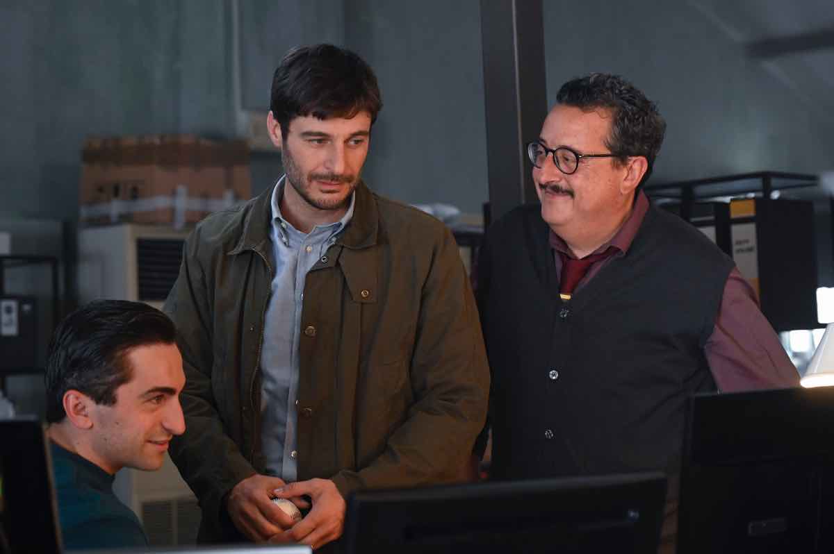 Lino Guanciale e i protagonisti de L'Invisibile