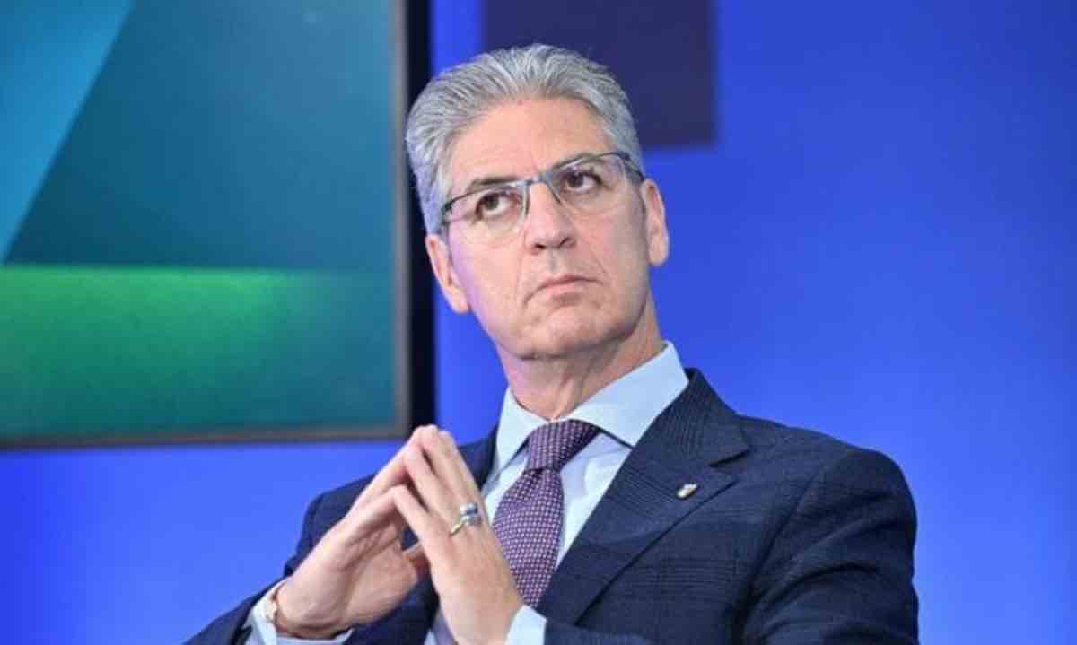 Paolo Petrecca, riflessioni in corso dopo le polemiche sulla cerimonia d’apertura Milano-Cortina 2026: la Rai prende tempo