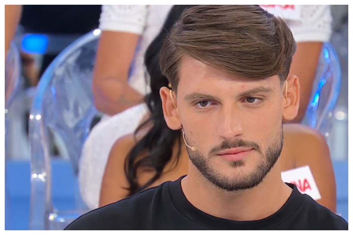 Uomini e Donne, Ciro chiede di chiamare la mamma: cosa è successo in puntata