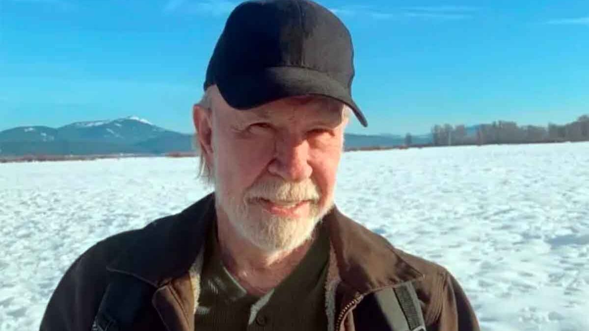 Chuck Norris, la vita privata: le due mogli e i cinque figli, chi sono. Contribuì al mito dei meme