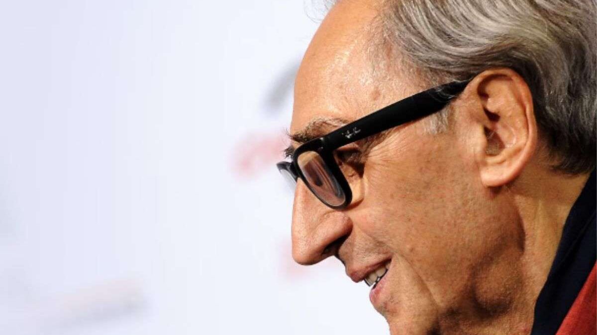Franco Battiato: la malattia, l’ultima apparizione, la mancata paternità, la carriera e la vita privata