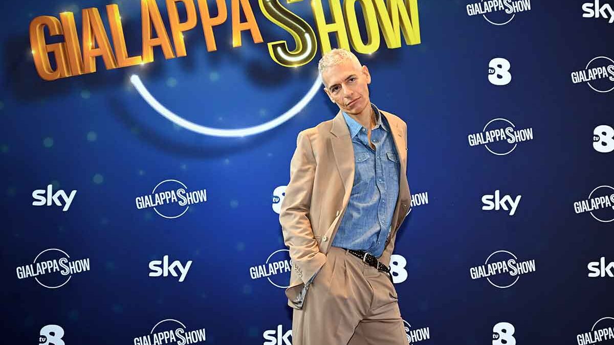 GialappaShow, il cast si presenta: da Gineprio in miniserie a Saviano che racconta favole malvagie ai bambini