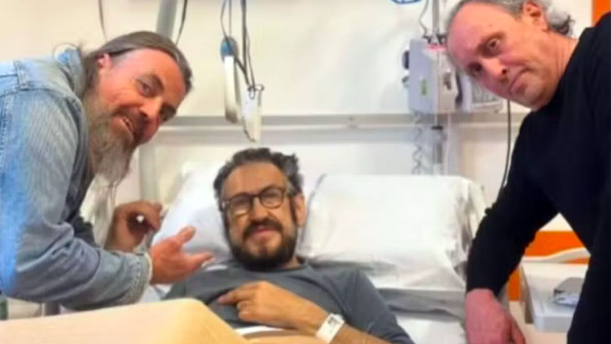 Marco Giallini, la verità sull’incidente: è stato un cane a farlo cadere. Resta ricoverato