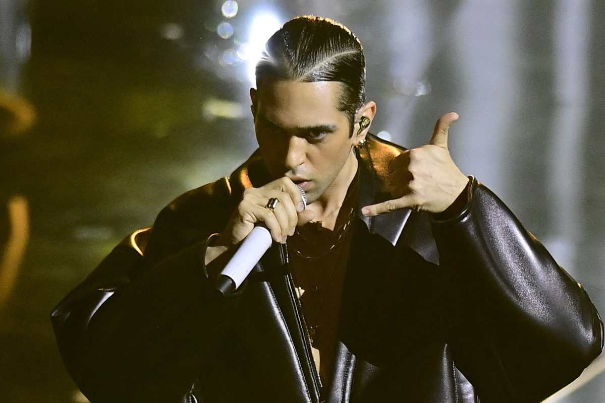 Mahmood se ne va dall’Italia: “Ecco dove mi trasferisco e perché”