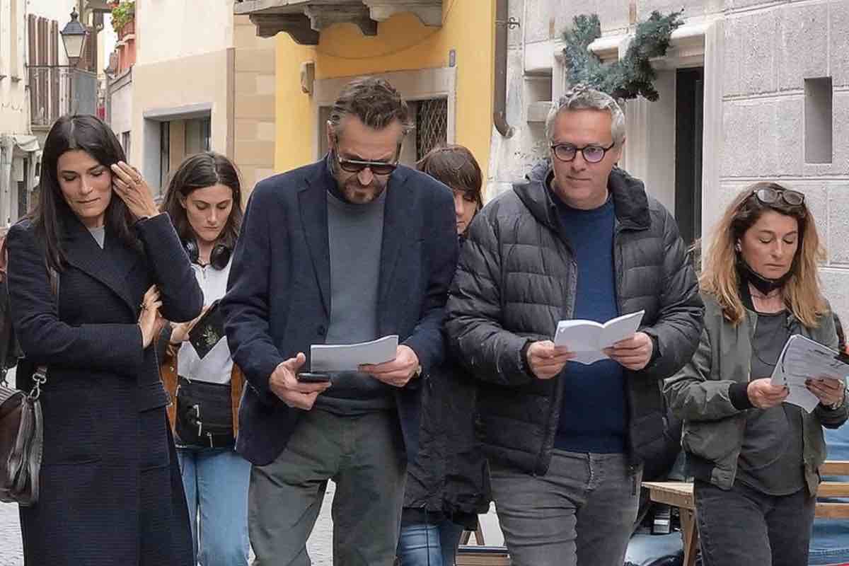 Marco Giallini sul set di Rocco Schiavone