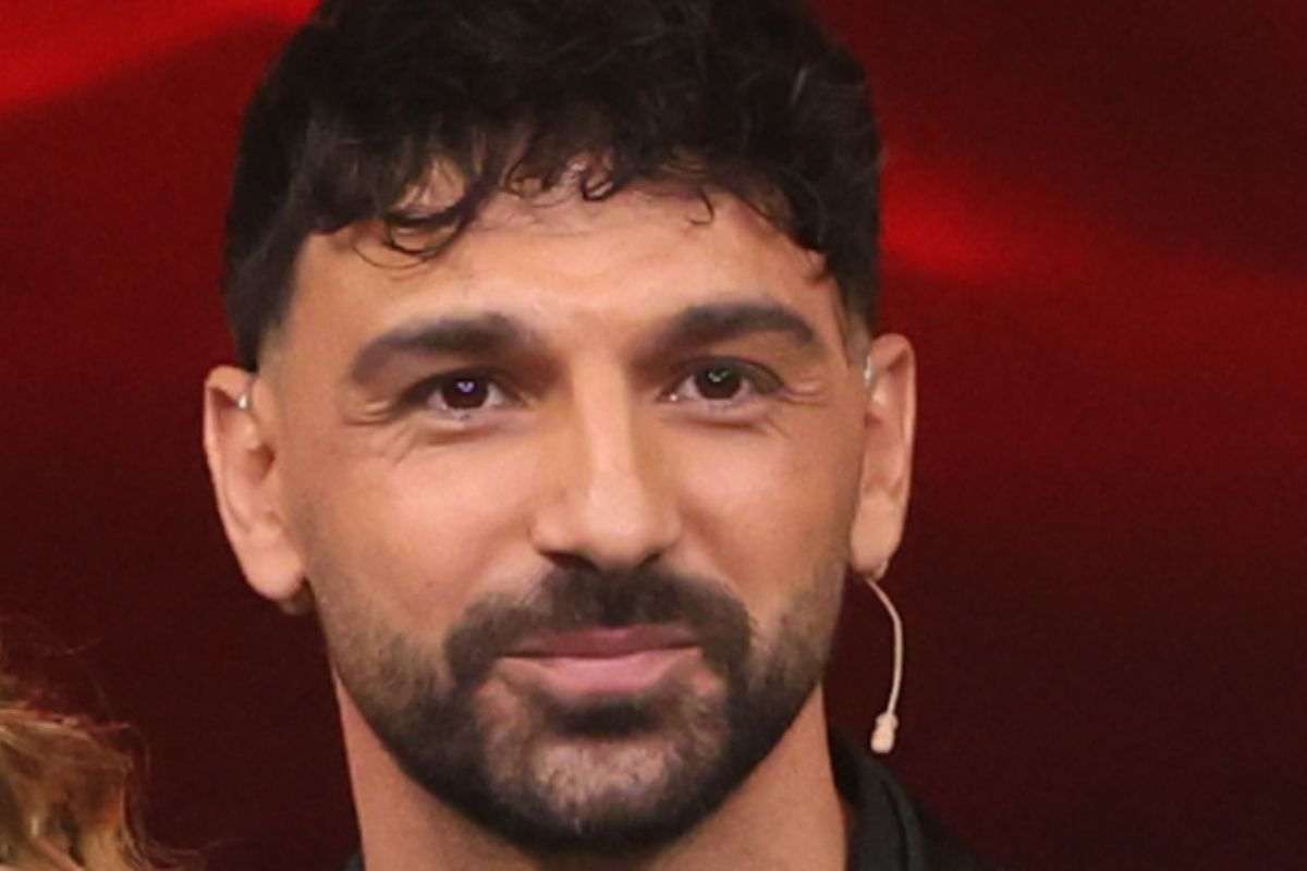 Raimondo Todaro, perchè ha lasciato Amici e Ballando con le Stelle. I rapporti con la De Filippi e Milly Carlucci