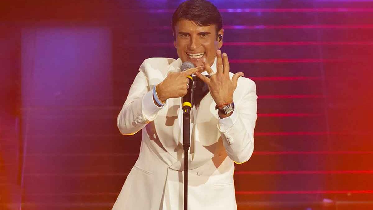Chi è Sal Da Vinci, il vincitore di Sanremo 2026: vita, carriera e la canzone “Per sempre sì”