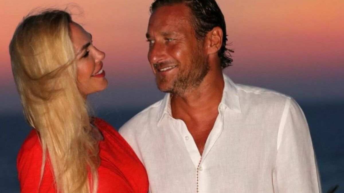 La fine della storia d’amore tra Ilary e Totti: le cause, l’assegno di mantenimento, il divorzio