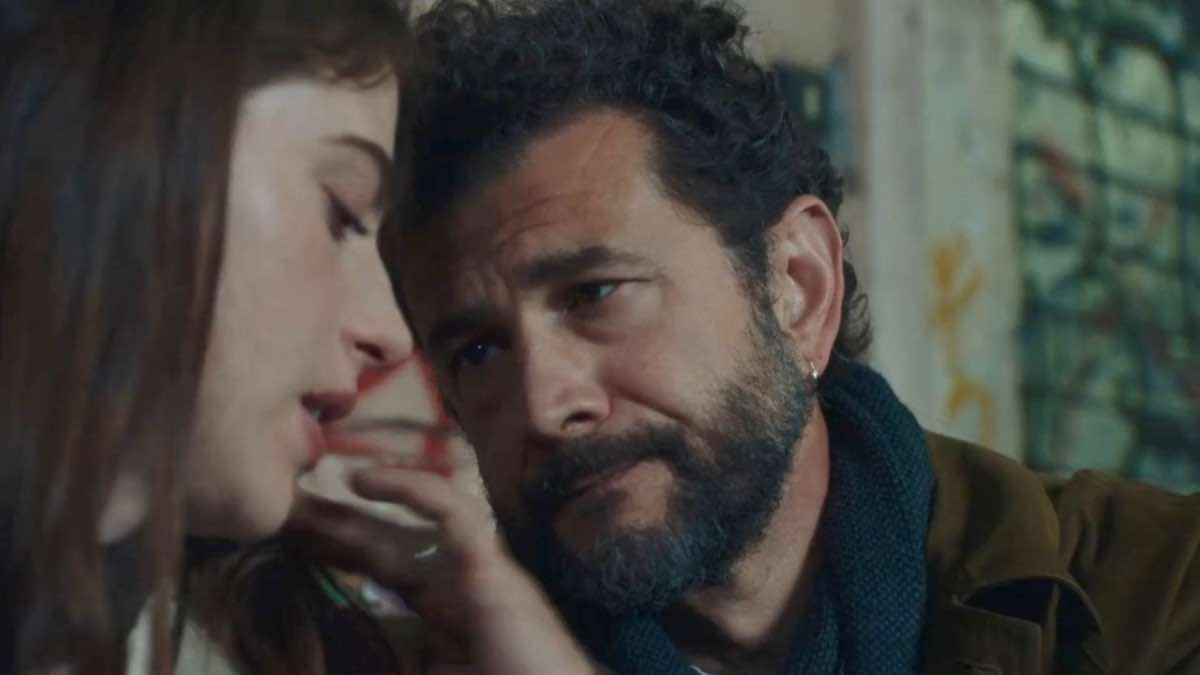 Vinicio Marchioni in una scena de Il Dio dell'Amore