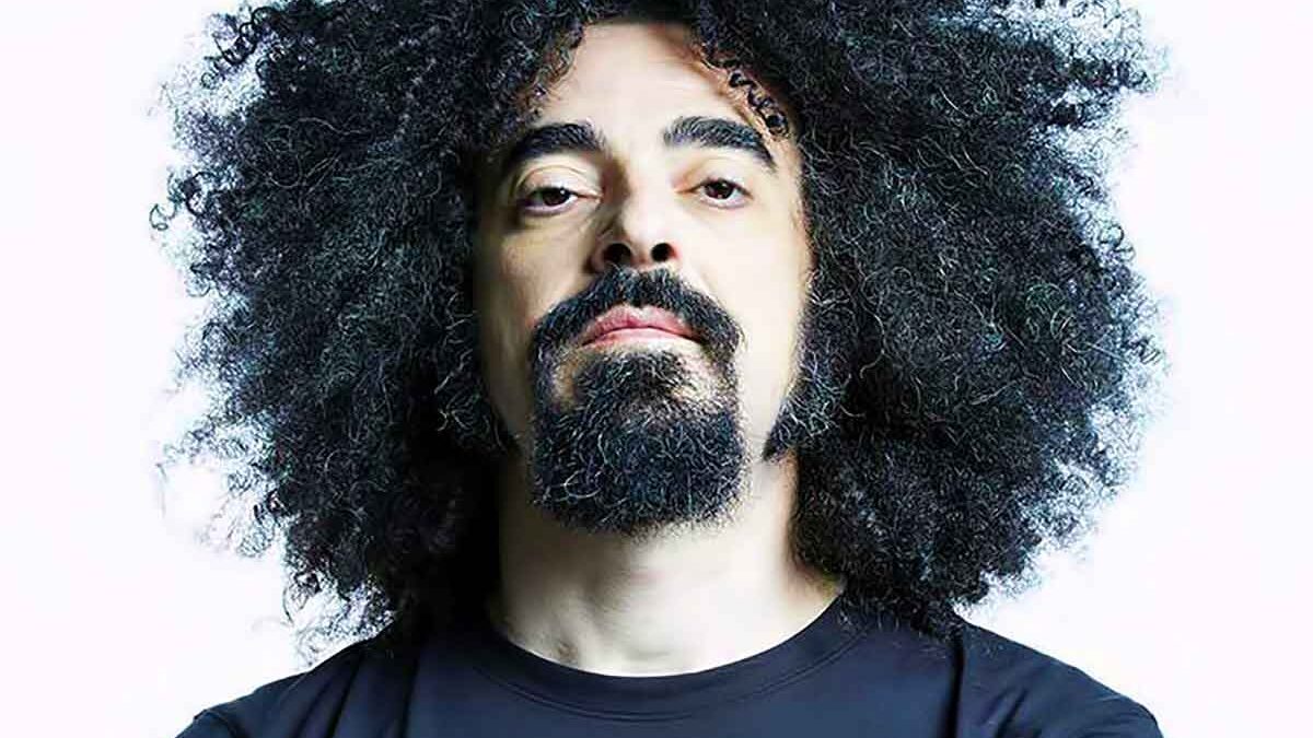 Caparezza ferma i concerti per motivi di salute: cosa sta succedendo