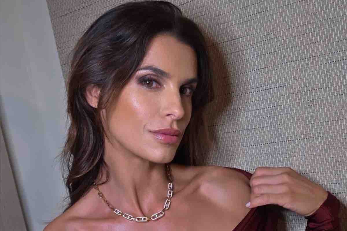 Elisabetta Canalis ospite ad Amici di Maria De Filippi