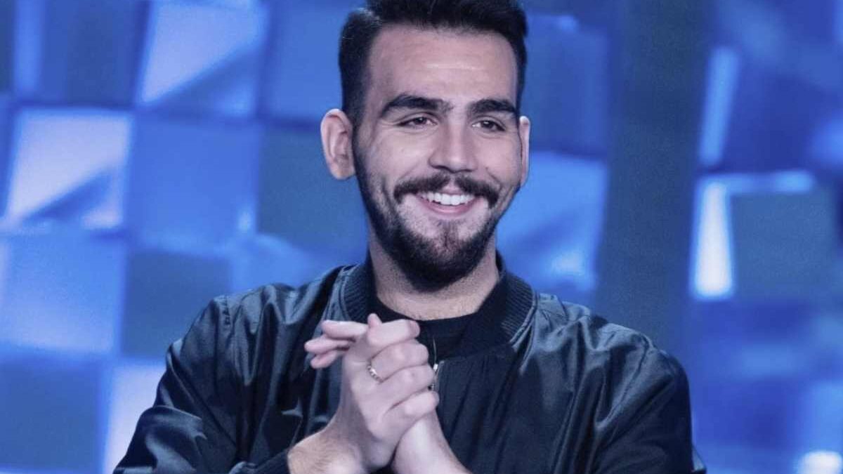 Il Volo, il figlio di Ignazio Boschetto è la sua fotocopia: la foto insieme alla moglie è virale
