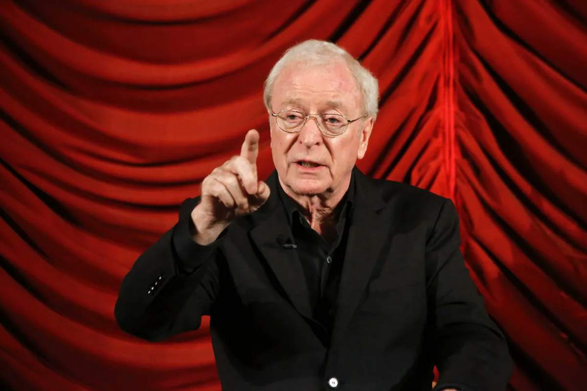 Il consiglio che nessuno osa dire: Michael Caine demolisce i sogni degli attori