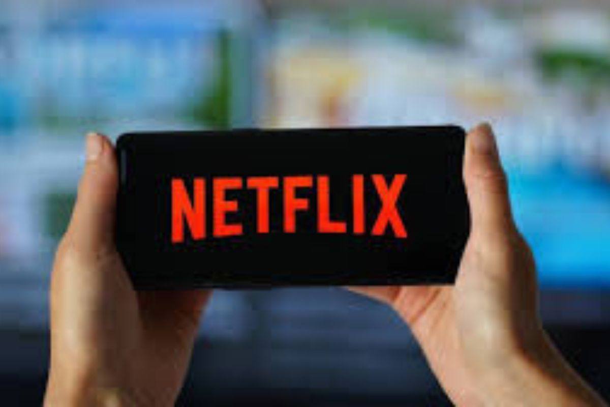 Logo Netflix su un cellulare