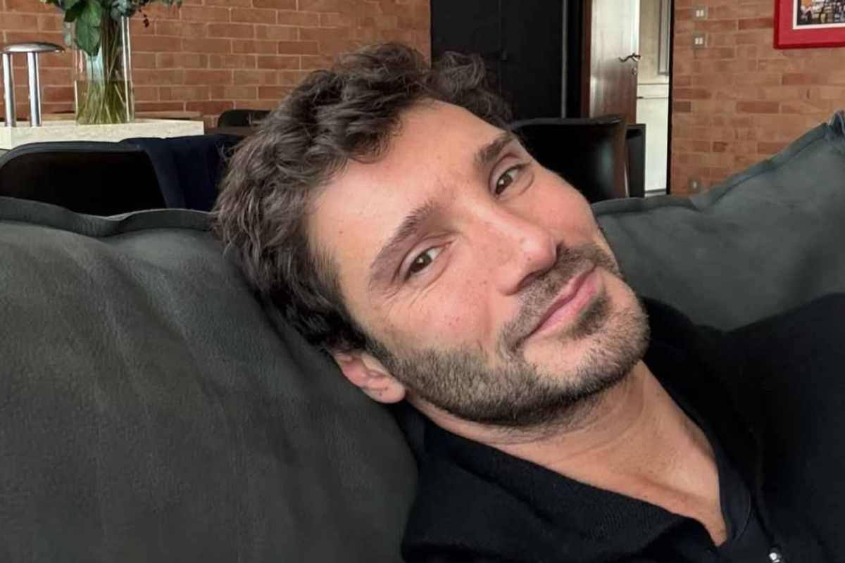 “Mancano 9 mesi, siamo al concepimento…”. Gioia ed emozione per Stefano De Martino