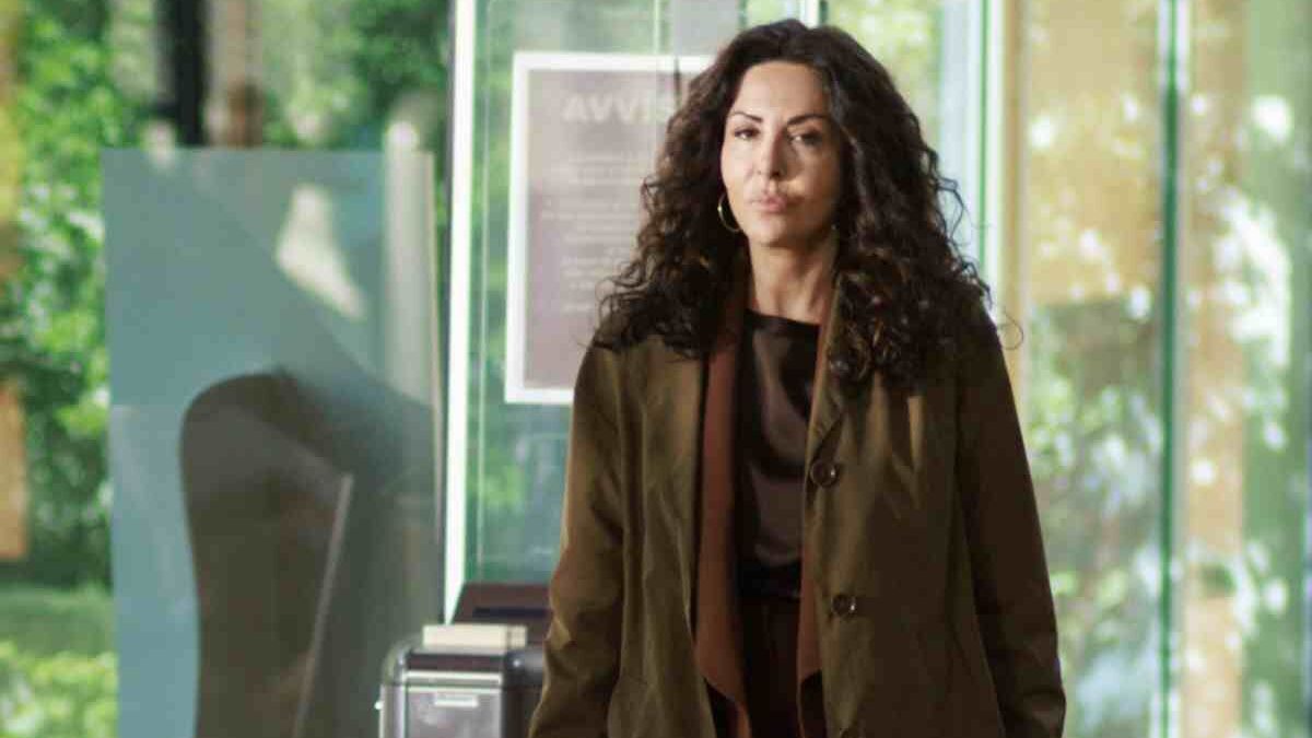 A testa alta 2 si farà? La decisione dei vertici Mediaset