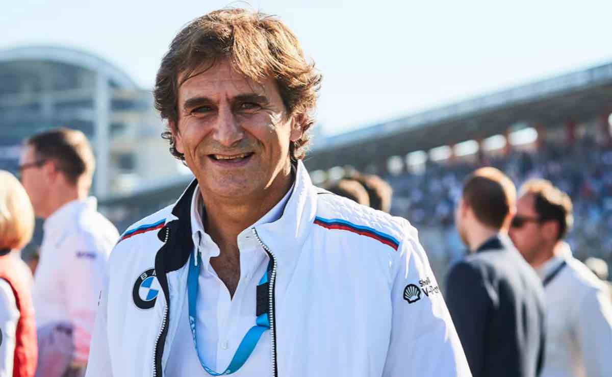 Alex Zanardi, i funerali a Padova: quali vip hanno salutato il campione per l’ultima volta