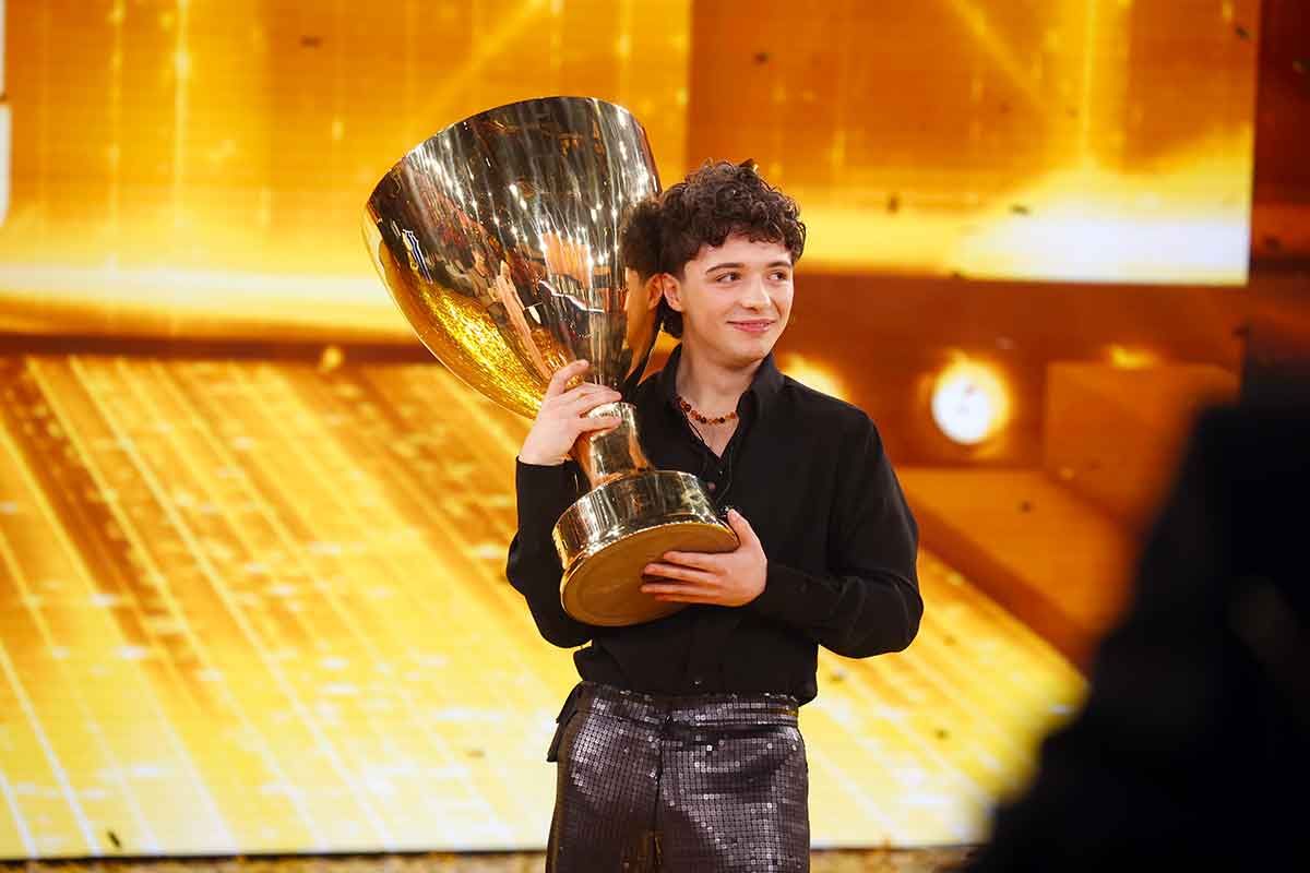 Amici, Lorenzo vince. La classifica completa e i montepremi della finale: quanto hanno vinto gli allievi finalisti