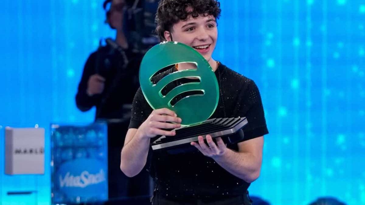 Amici vince ancora al sabato sera, in calo Dalla Strada al Palco Special. I dati Auditel del 9 Maggio 2026