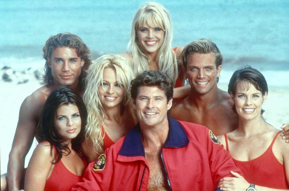 Baywatch, ufficiale il reboot: ecco chi ci sarà tra nuovi volti e grandi ritorni