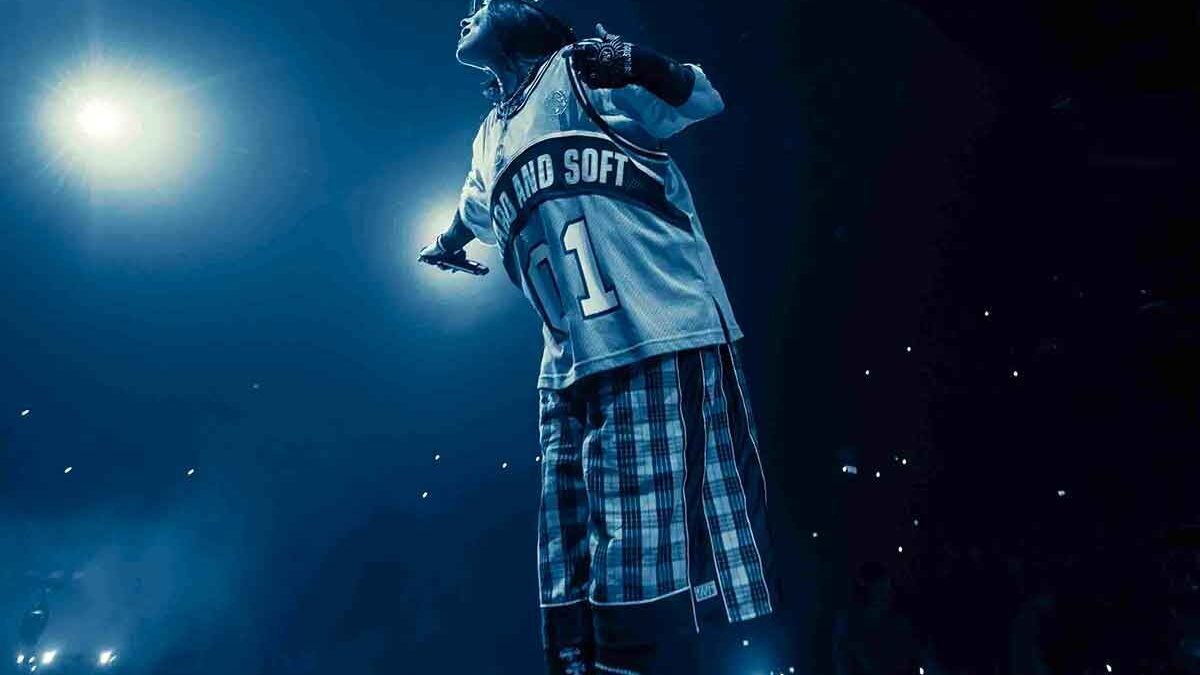 Billie Eilish al cinema con James Cameron: quando il concerto diventa film e il tour