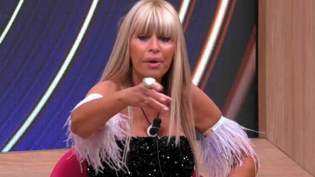 Grande Fratello Vip: Alessandra Mussolini è finalista, la Elia piange | Sintesi e pagelle