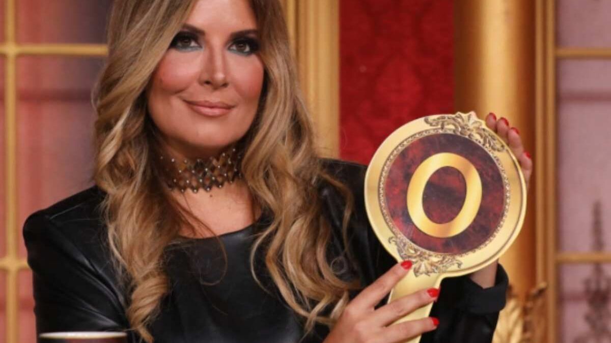 “La Lucarelli lascia Ballando con le Stelle”. Allarme per Milly Carlucci (e scatta il toto nome per la sostituzione)
