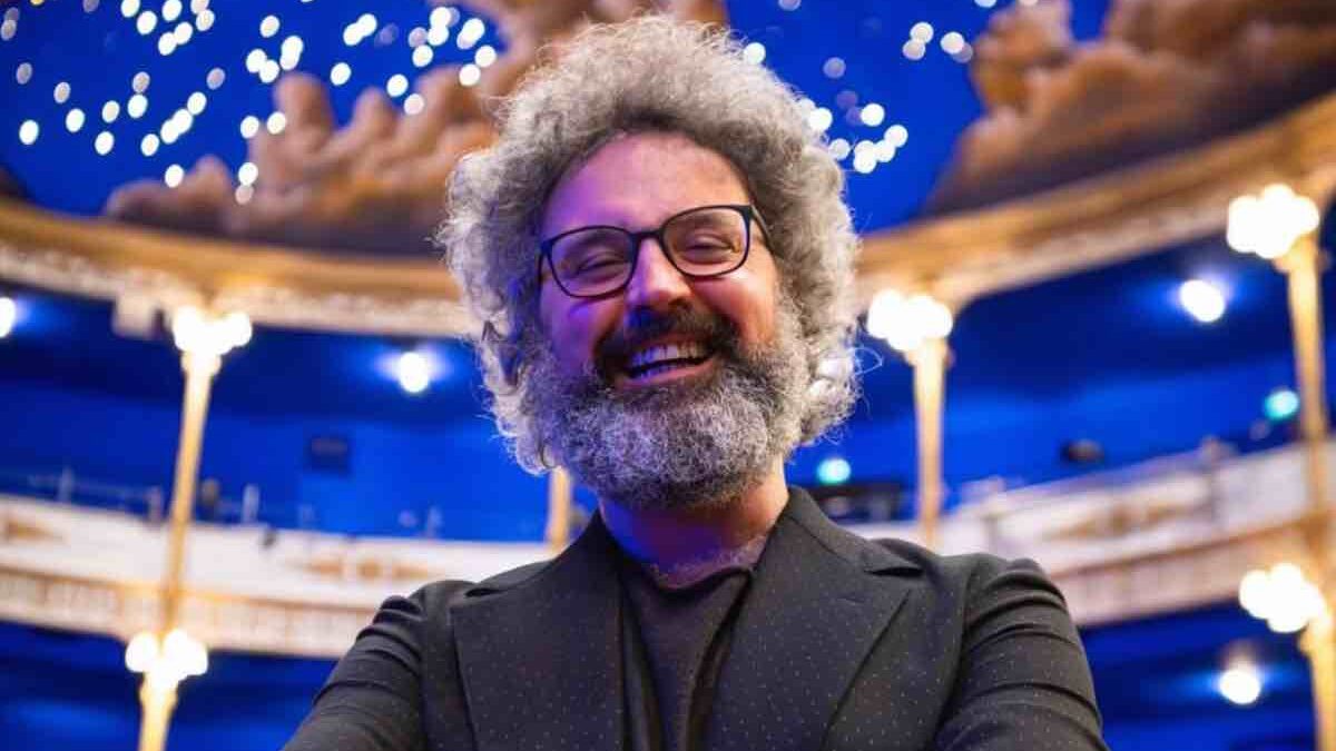 Simone Cristicchi a Chiamami Radio2: “Quando sarai piccola un atto d’amore verso la mia mamma”