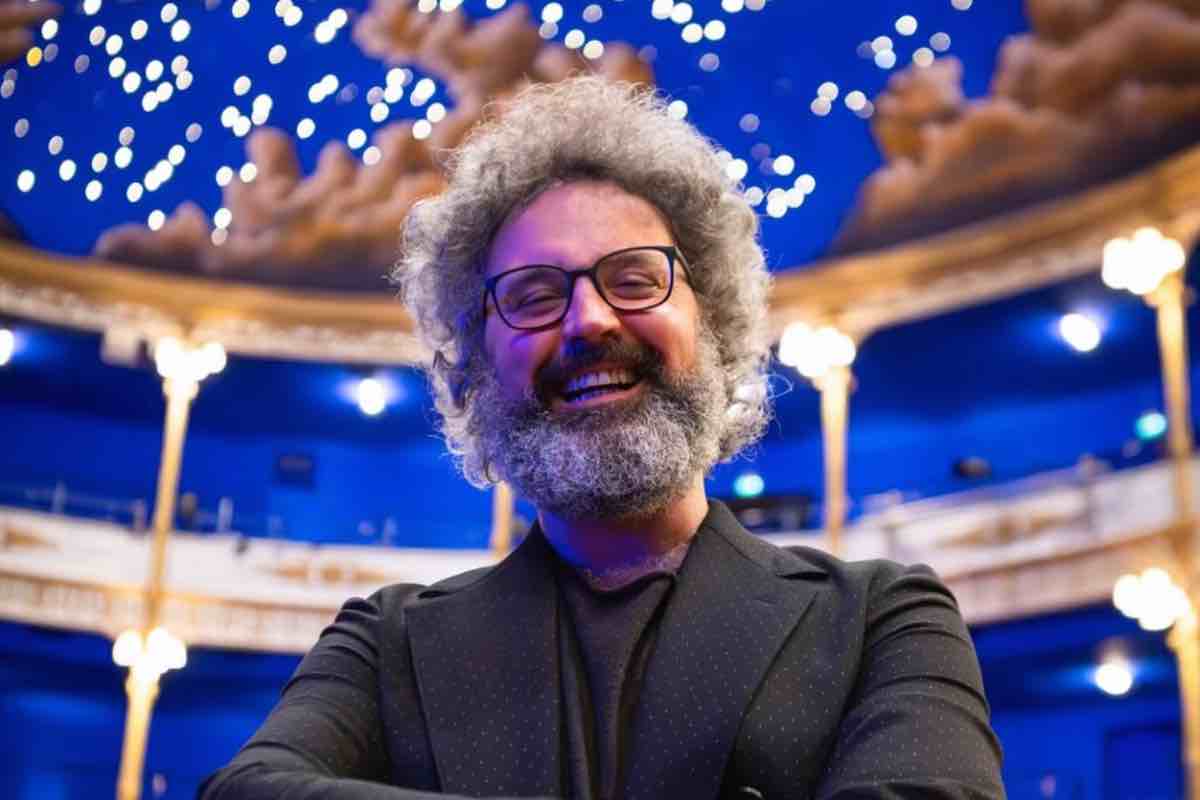 Simone Cristicchi a Chiamami Radio2: “Quando sarai piccola un atto d’amore verso la mia mamma”
