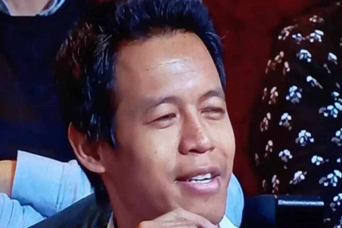 Thanat nello studio di Affari Tuoi