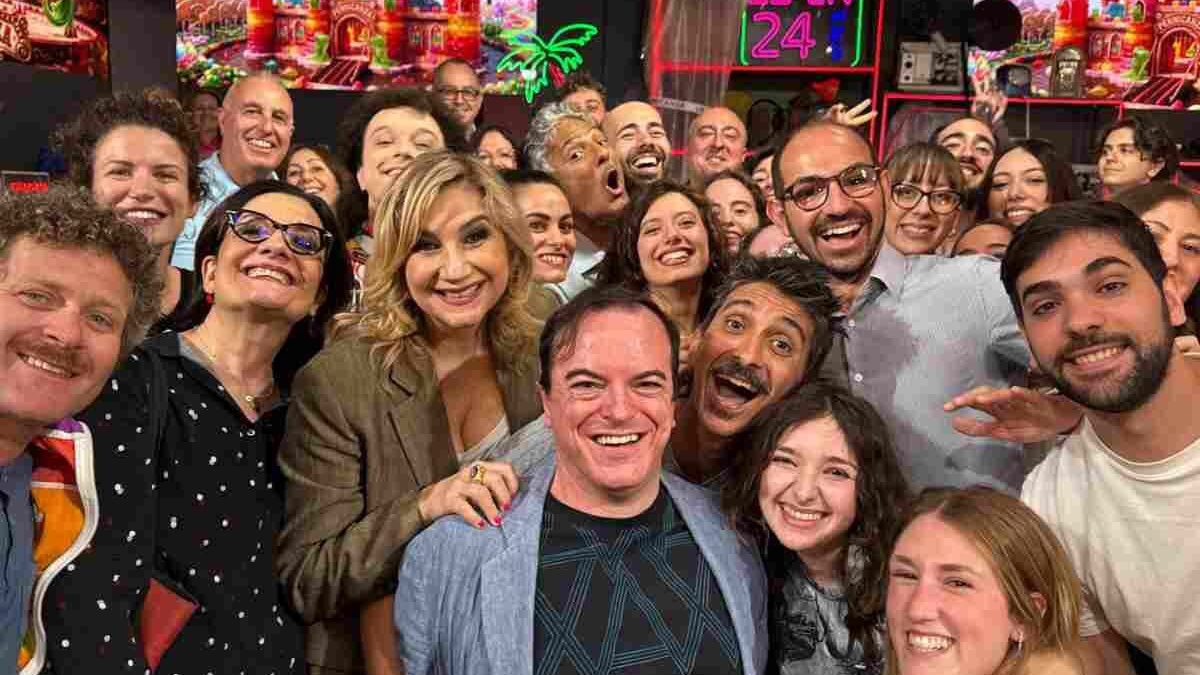 La Pennicanza, Fiorello lancia la proposta contro lo stop a Techetechetè: “Facciamo TecheTecheTrè!”