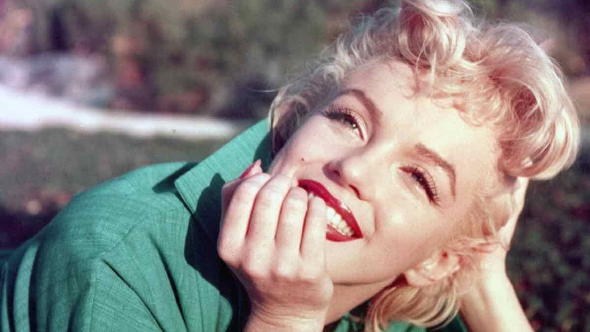Marilyn Monroe, la morte della diva torna a essere un caso: il romanzo che ha riaperto l’ipotesi di un assassinio