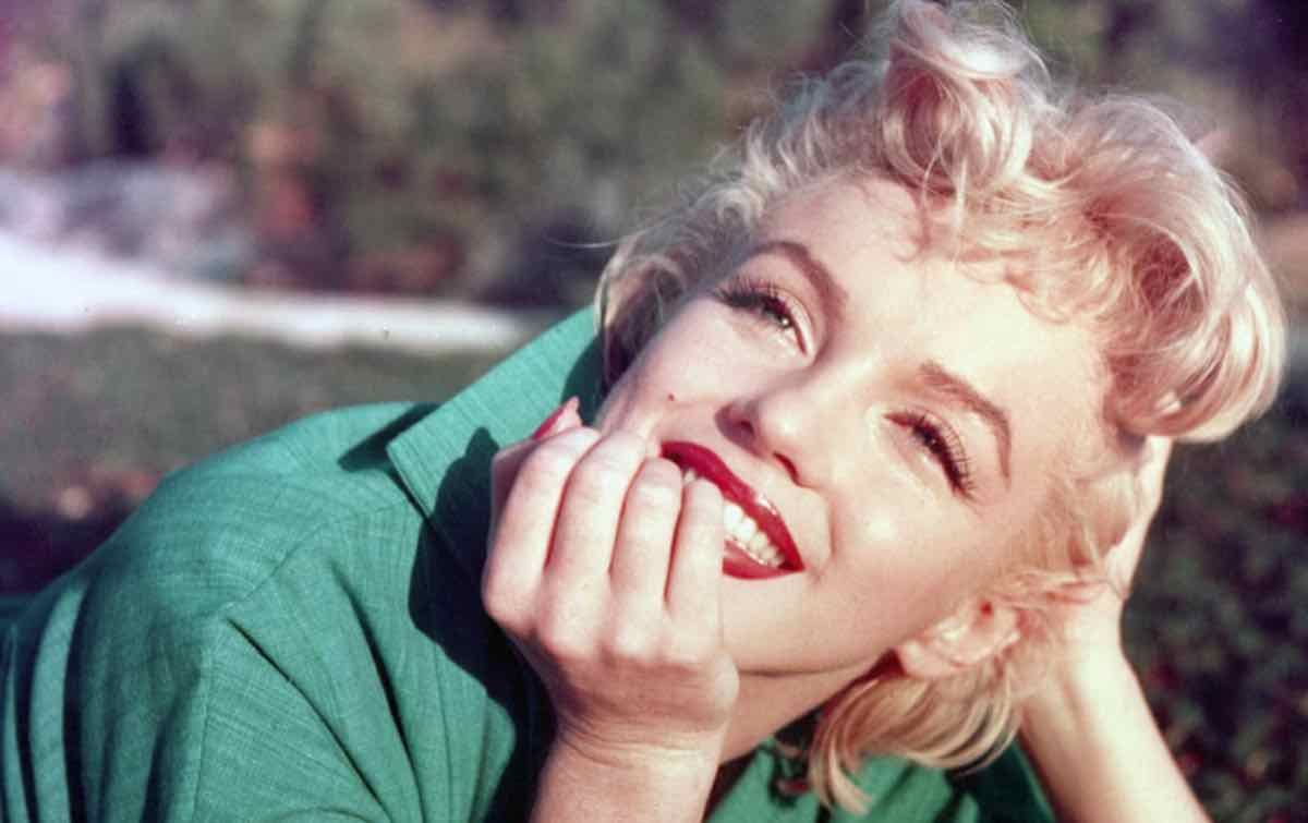 Marilyn Monroe, la morte della diva torna a essere un caso: il romanzo che ha riaperto l’ipotesi di un assassinio