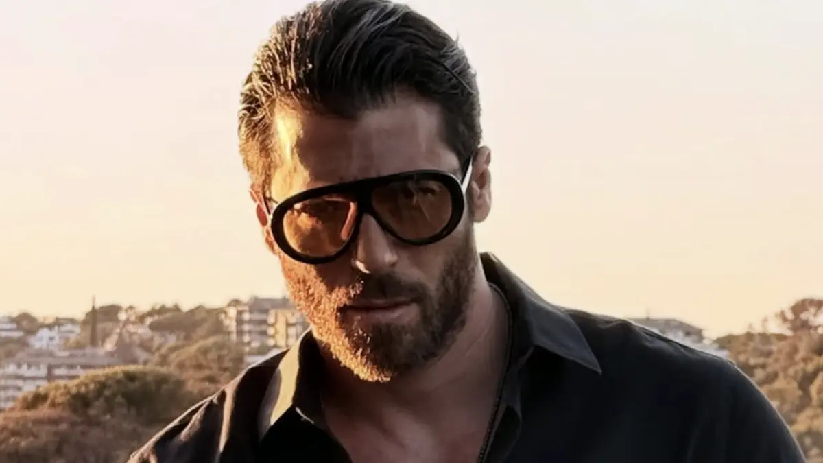 Can Yaman cambia volto: la svolta comedy con Bro e il racconto di fragilità, studio e amore