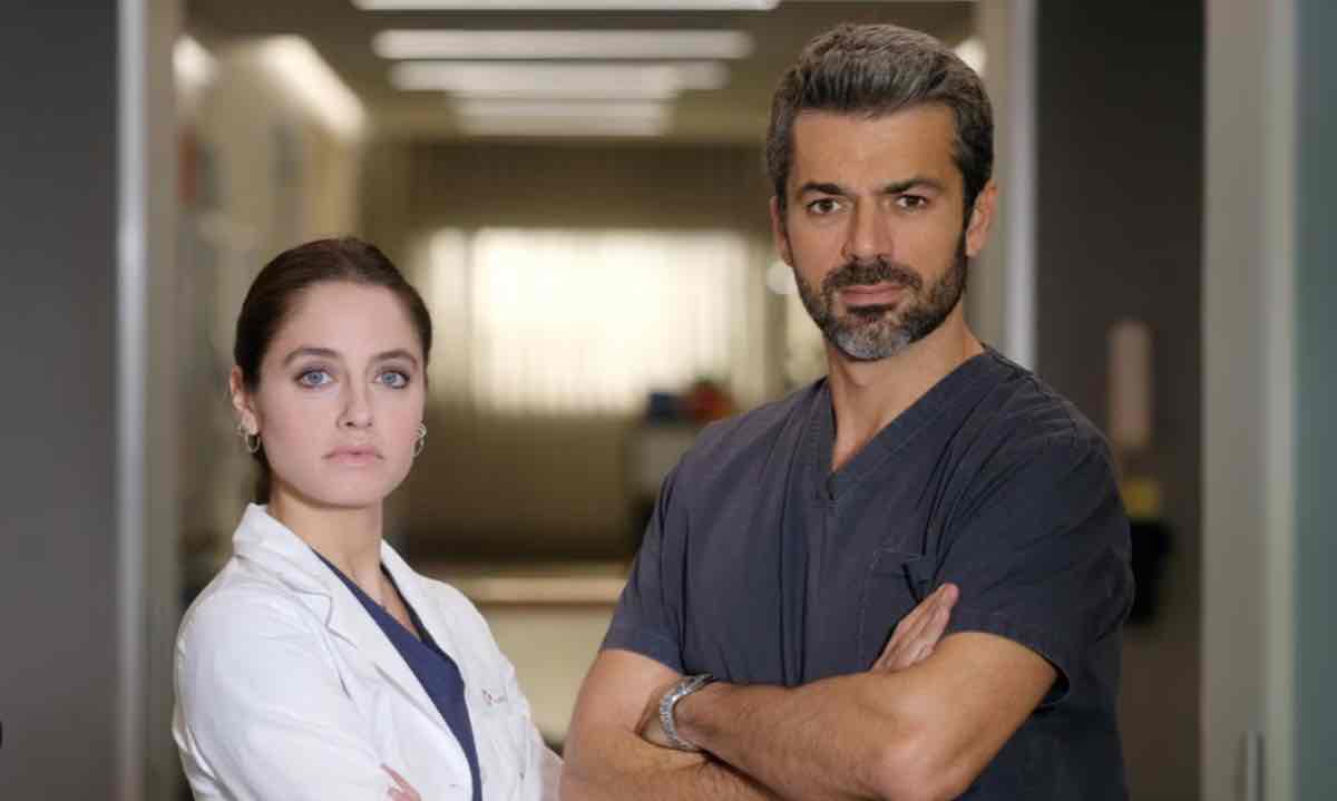 Doc, Rai Fiction chiarisce: “Luca Argentero lascerà la serie in modo graduale, la quinta stagione è in fase di scrittura”