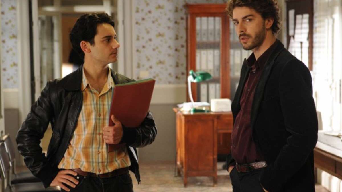 Il Giovane Montalbano leader anche in replica, Chasing The Wind resta indietro. I dati Auditel del 3 Agosto 2026