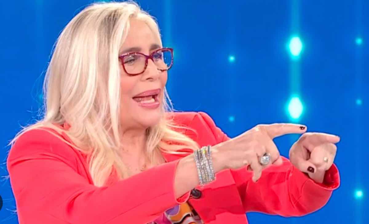 Mara Venier resta al timone di Domenica In