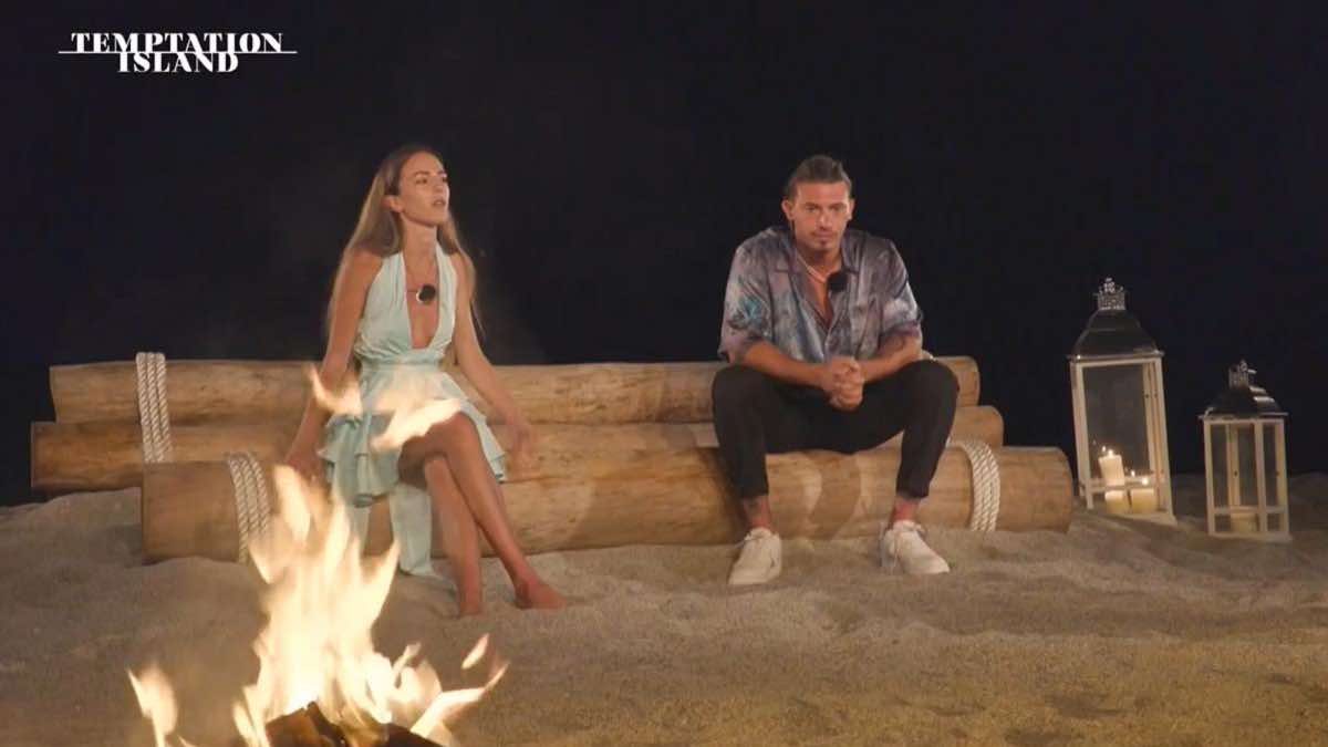 Temptation Island: la vera tentazione sono le vacanze che non possiamo più permetterci