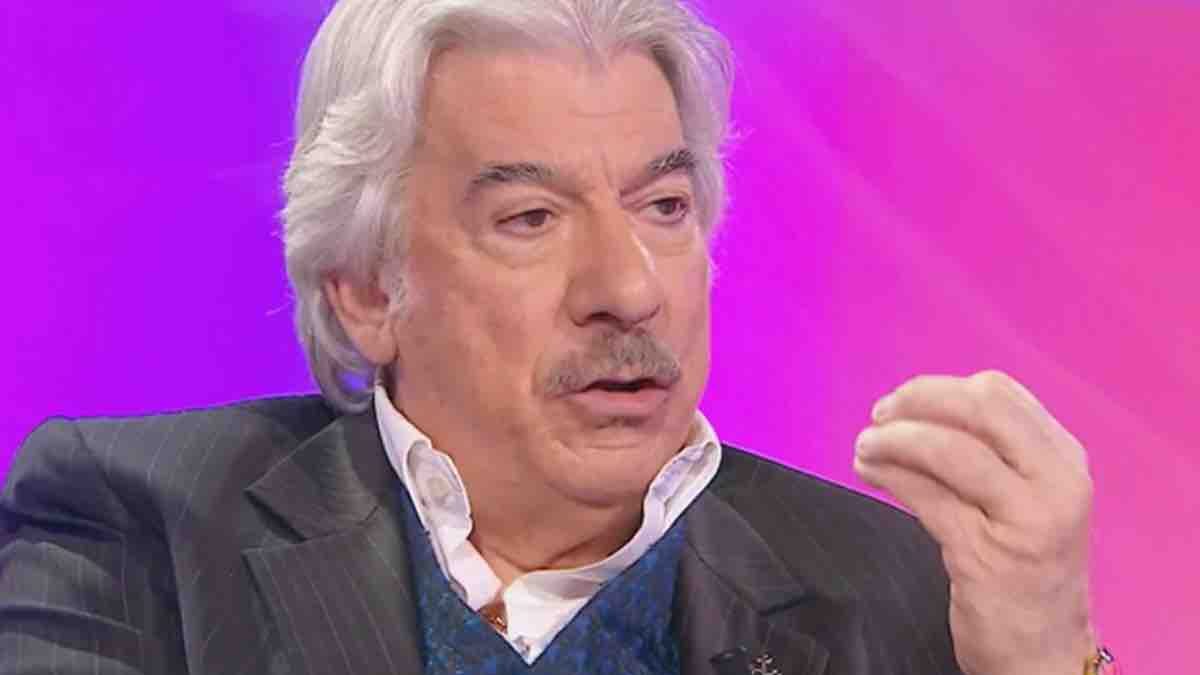 Marco Columbro, l’allievo di Dario Fo che ha cambiato il piccolo schermo: dal teatro d’autore a Paperissima