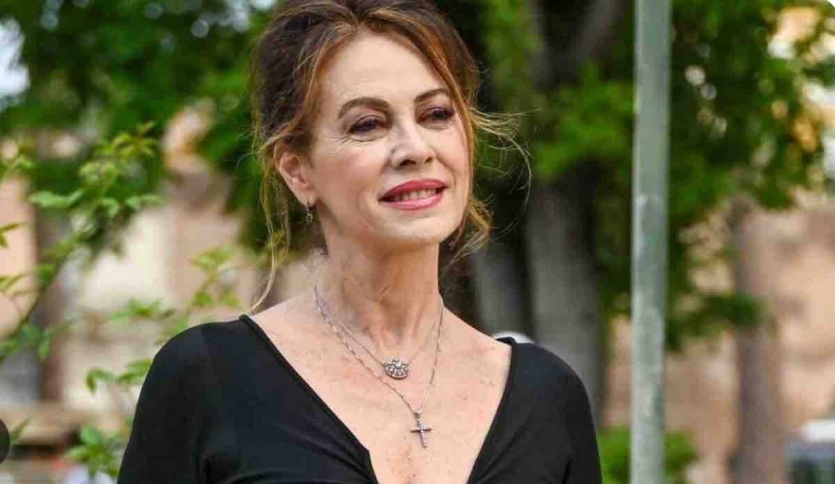 I Casi di Teresa Battaglia con Elena Sofia Ricci